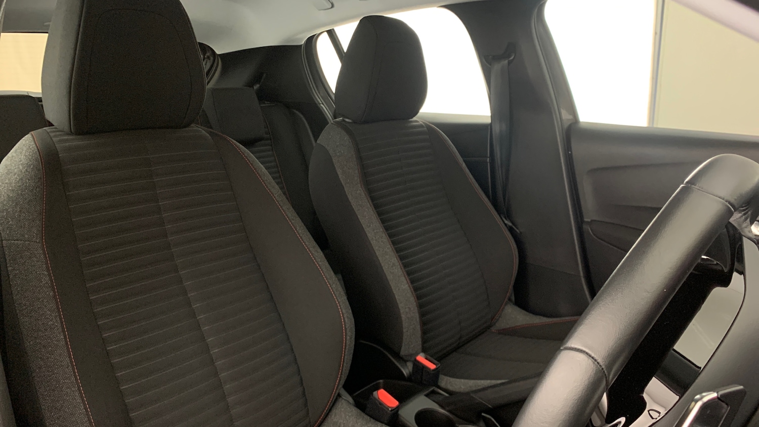 Used Peugeot 208 2021 for sale - 76359090: Photo 43