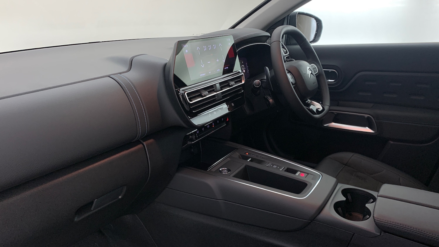 Used Citroen C5 Aircross 2025 for sale - 76381468: Photo 2
