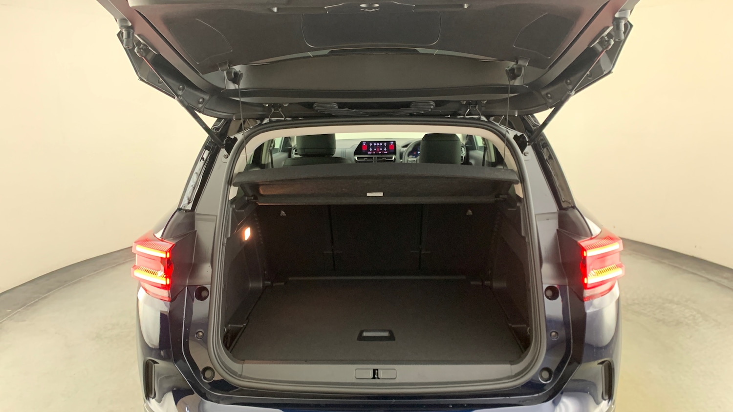 Used Citroen C5 Aircross 2025 for sale - 76381468: Photo 5