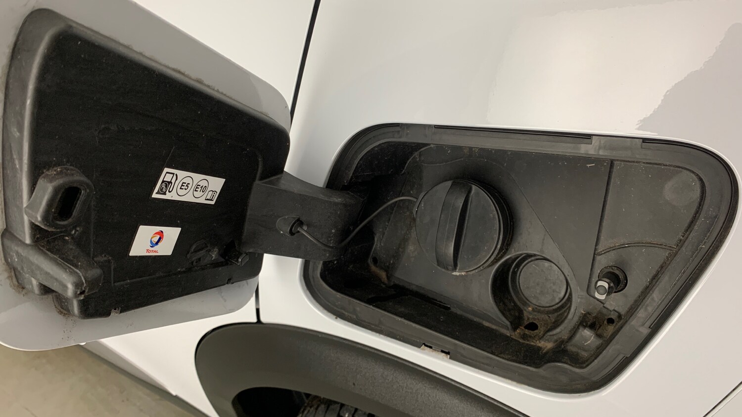 Used Peugeot 2008 2024 for sale - 77926618: Photo 31