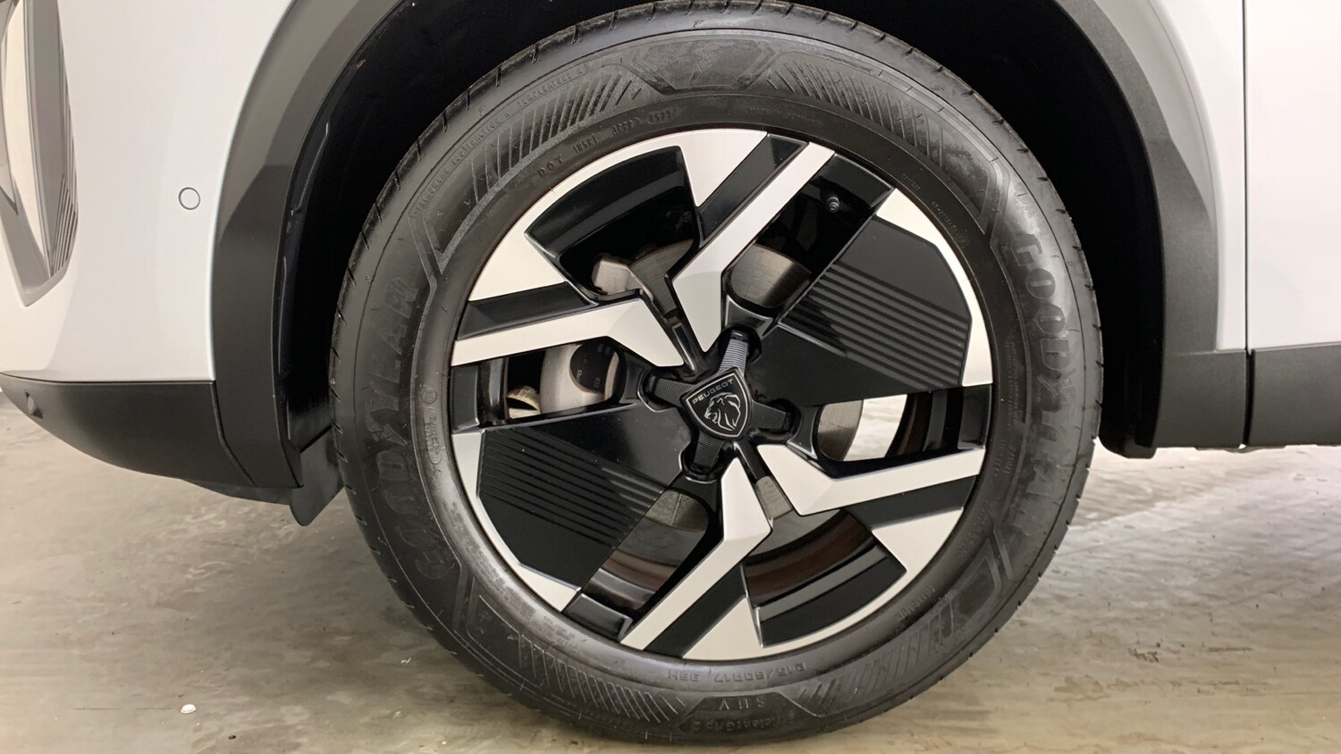 Used Peugeot 2008 2024 for sale - 77926618: Photo 6