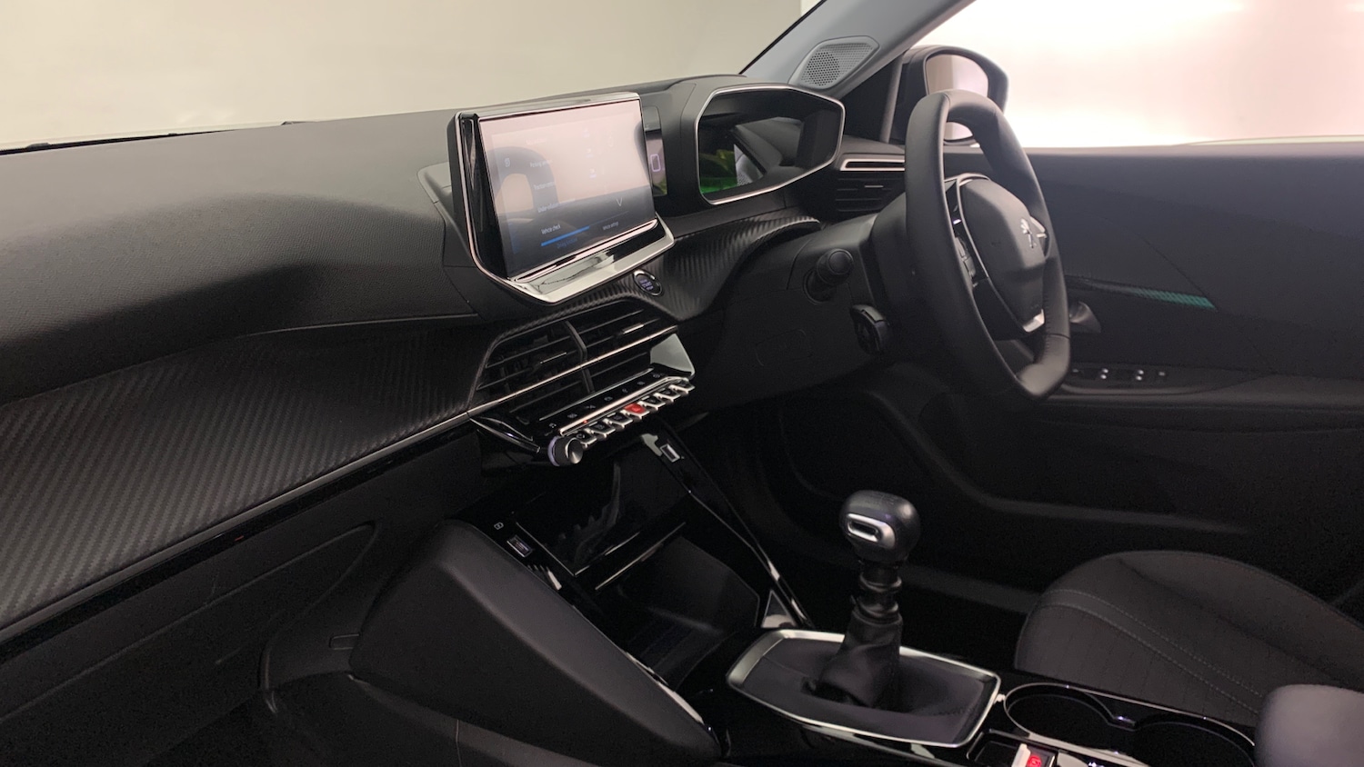 Used Peugeot 2008 2022 for sale - 76285203: Photo 2