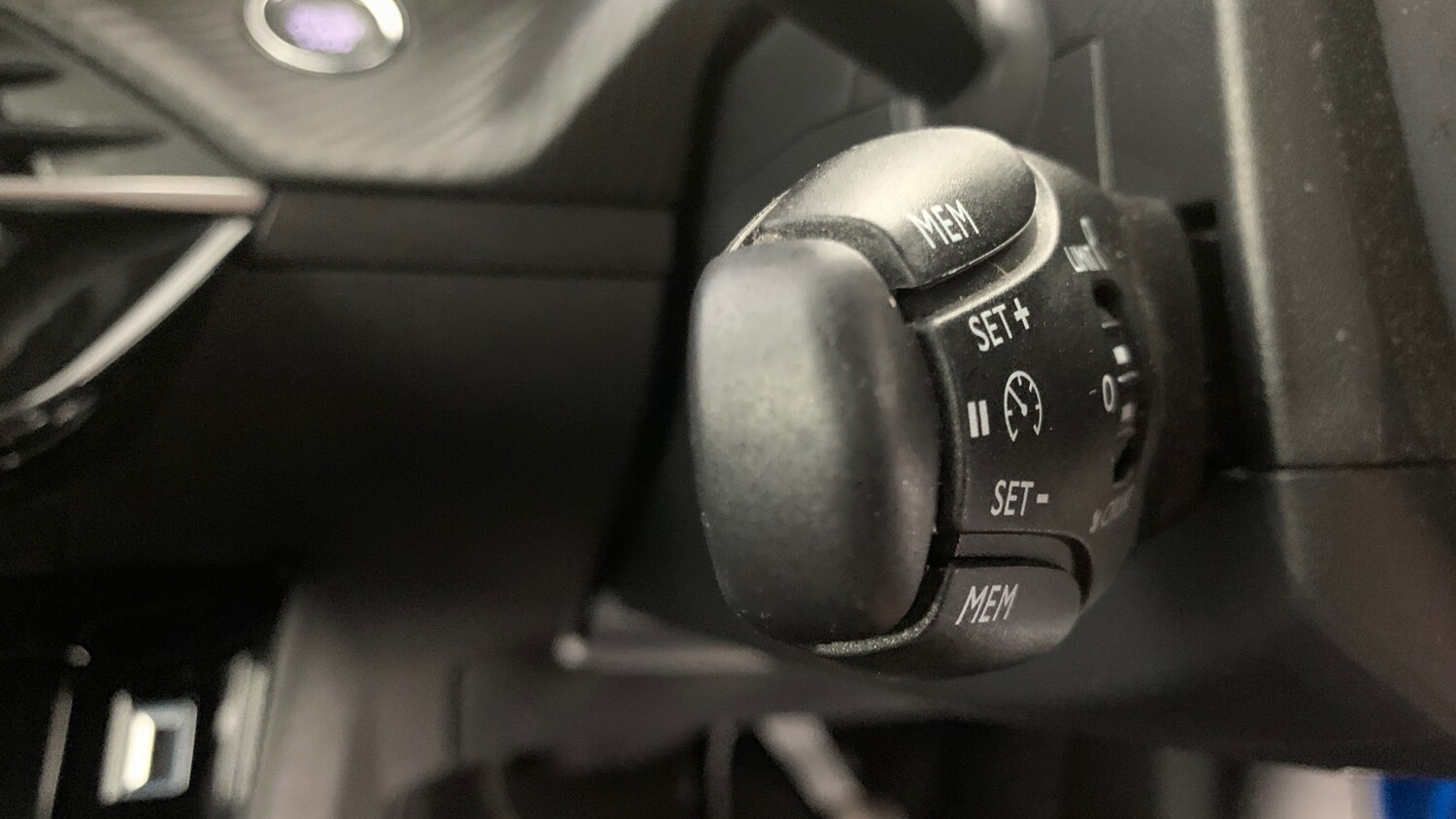 Used Peugeot 2008 2022 for sale - 76285203: Photo 37