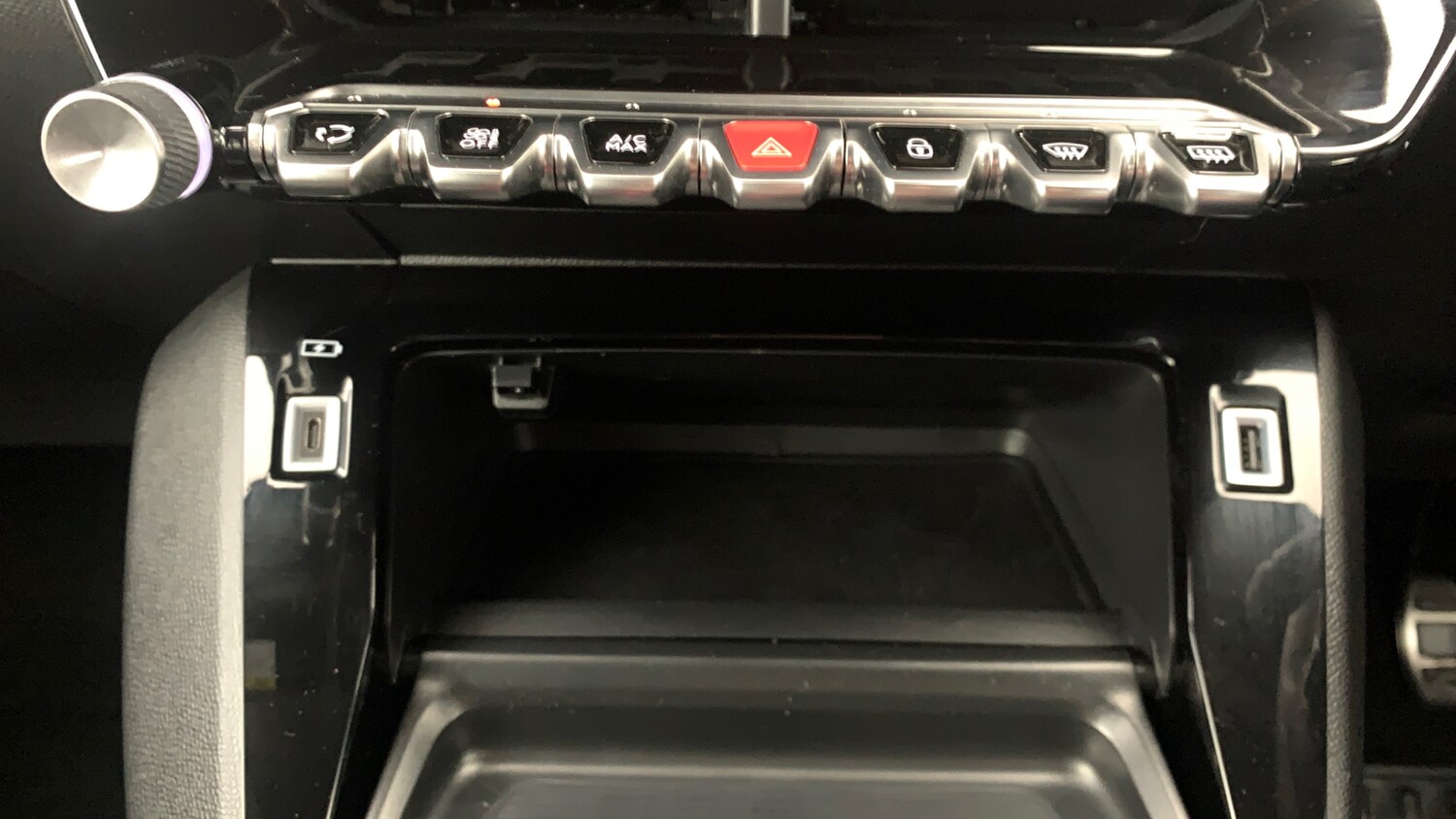 Used Peugeot 2008 2023 for sale - 76307998: Photo 31