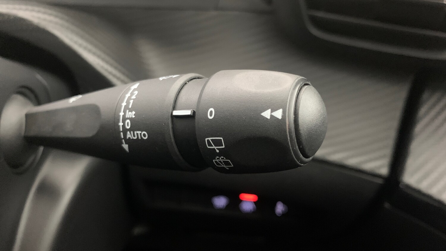 Used Peugeot 2008 2023 for sale - 76307998: Photo 37