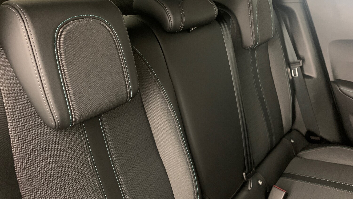 Used Peugeot 2008 2023 for sale - 76307998: Photo 7