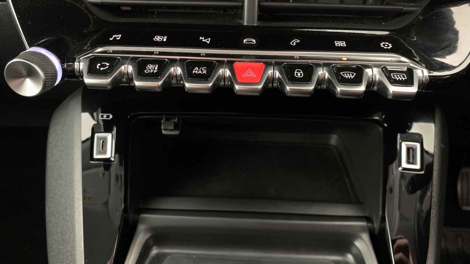 Used Peugeot 2008 2020 for sale - 76759967: Photo 32