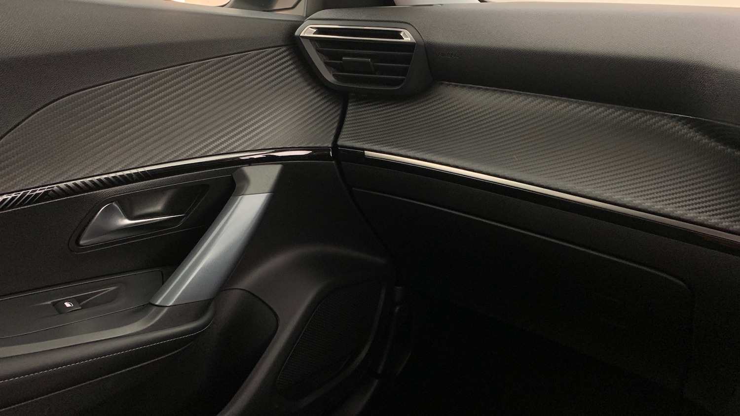 Used Peugeot 2008 2020 for sale - 76759967: Photo 38