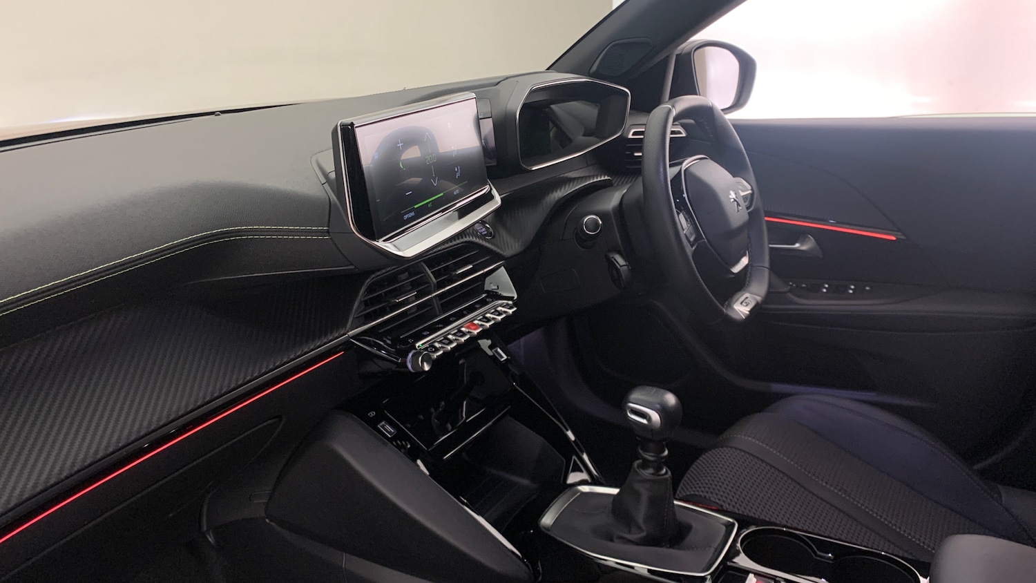 Used Peugeot 2008 2023 for sale - 76433834: Photo 2