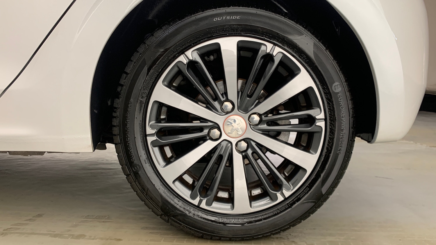 Used Peugeot 208 2016 for sale - 76073687: Photo 17