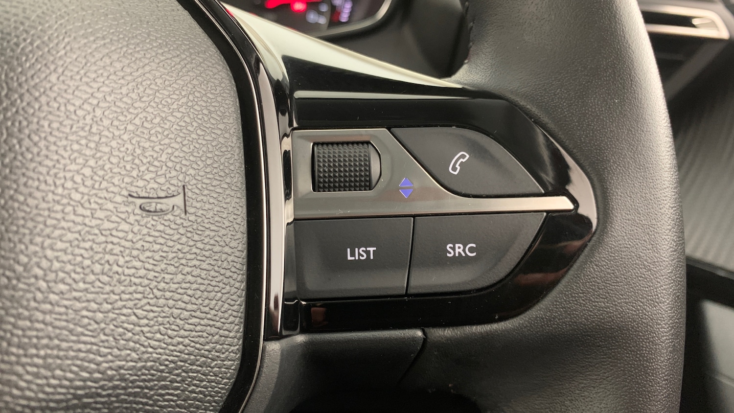 Used Peugeot 2008 2022 for sale - 77157242: Photo 19