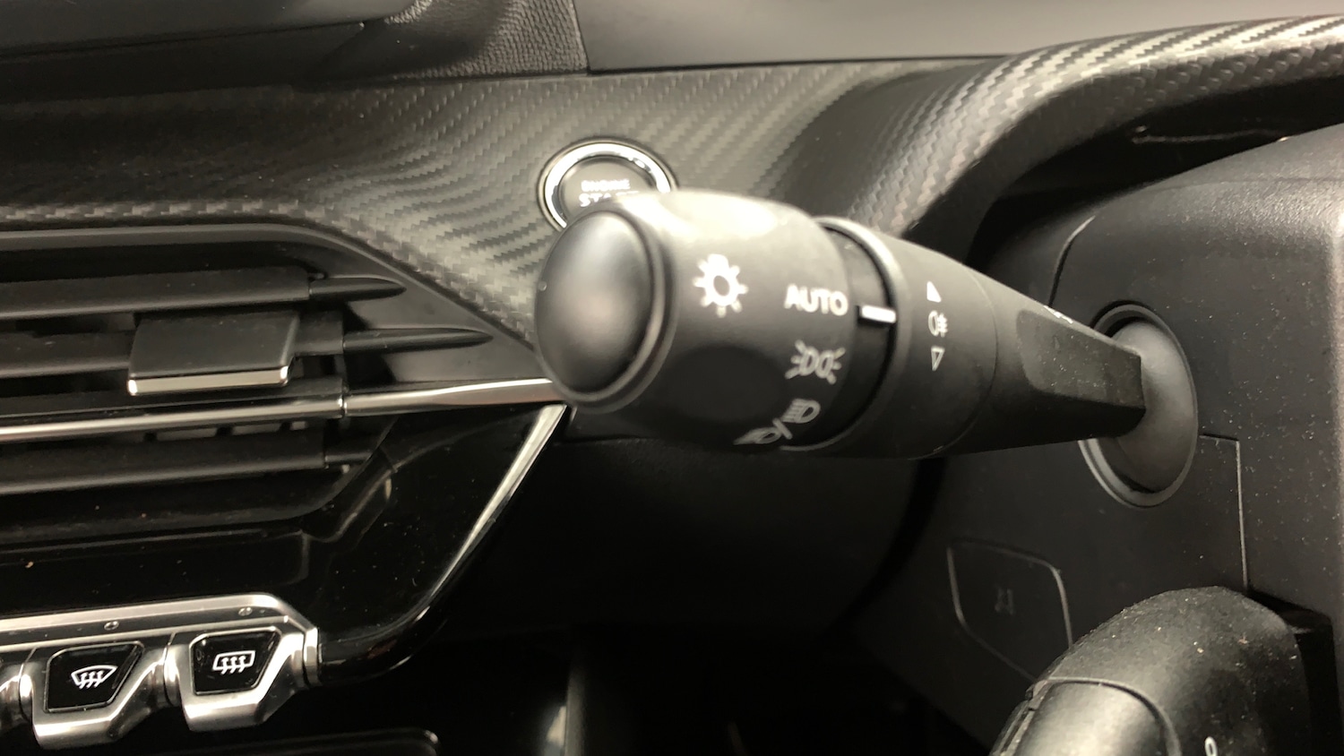 Used Peugeot 2008 2022 for sale - 77157242: Photo 35