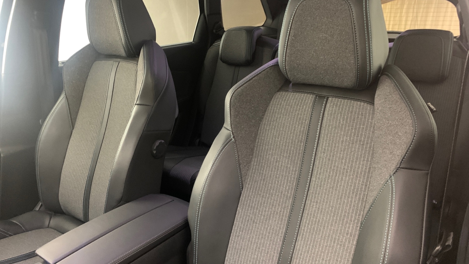 Used Peugeot 5008 2021 for sale - 77167129: Photo 51