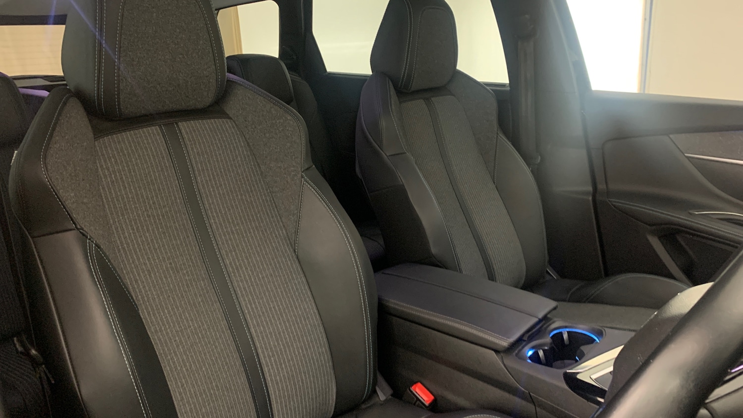 Used Peugeot 5008 2021 for sale - 77167129: Photo 54