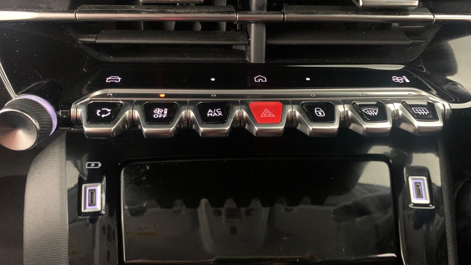 Used Peugeot 208 2024 for sale - 77539139: Photo 31