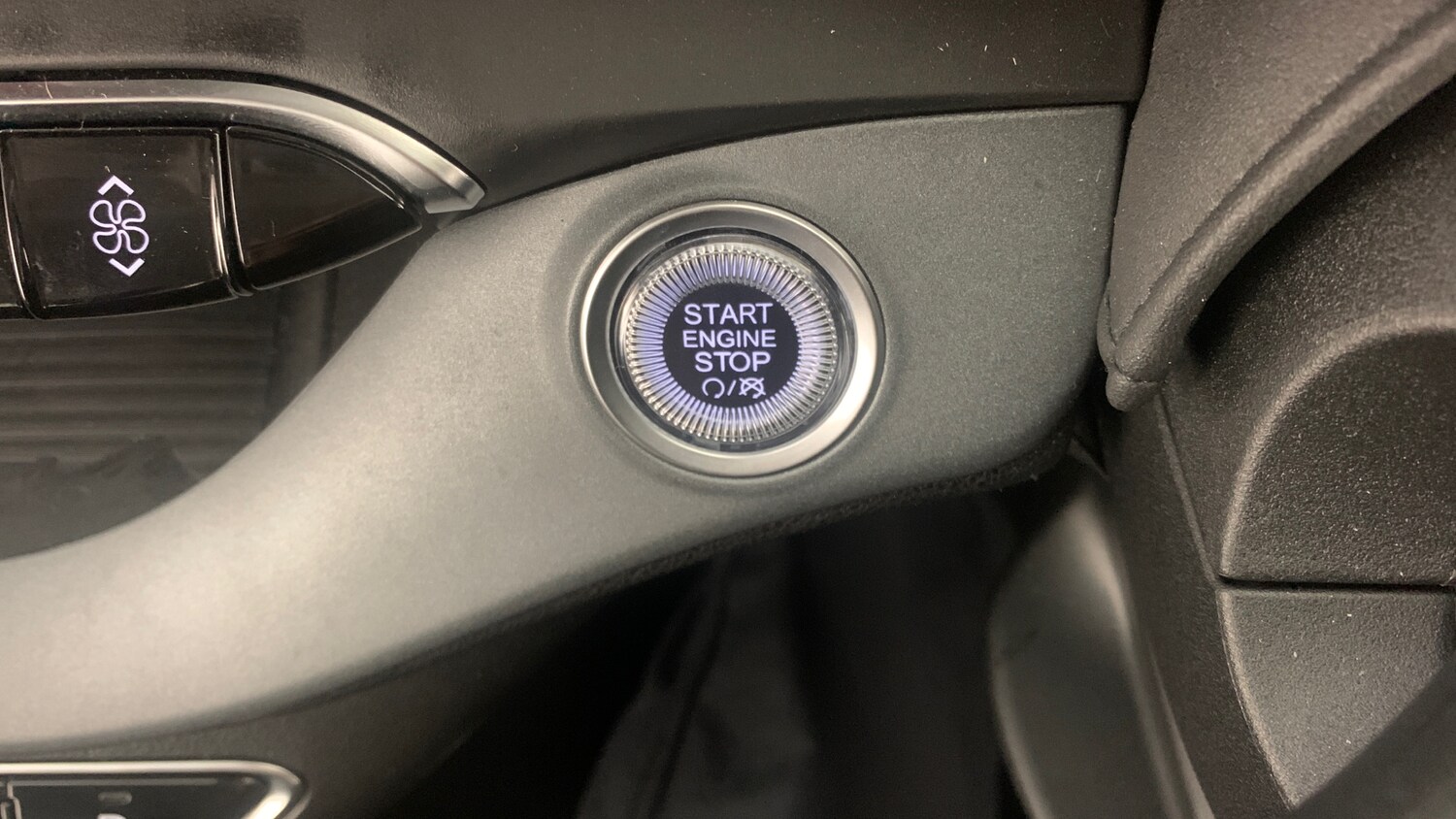 Used Fiat 500e 2023 for sale - 77551311: Photo 60