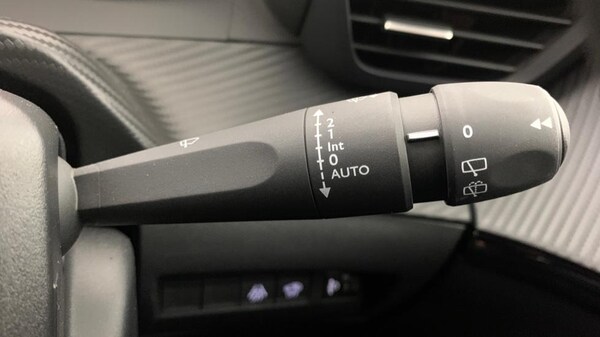 Used Peugeot 208 2024 for sale - 75647792: Photo 38