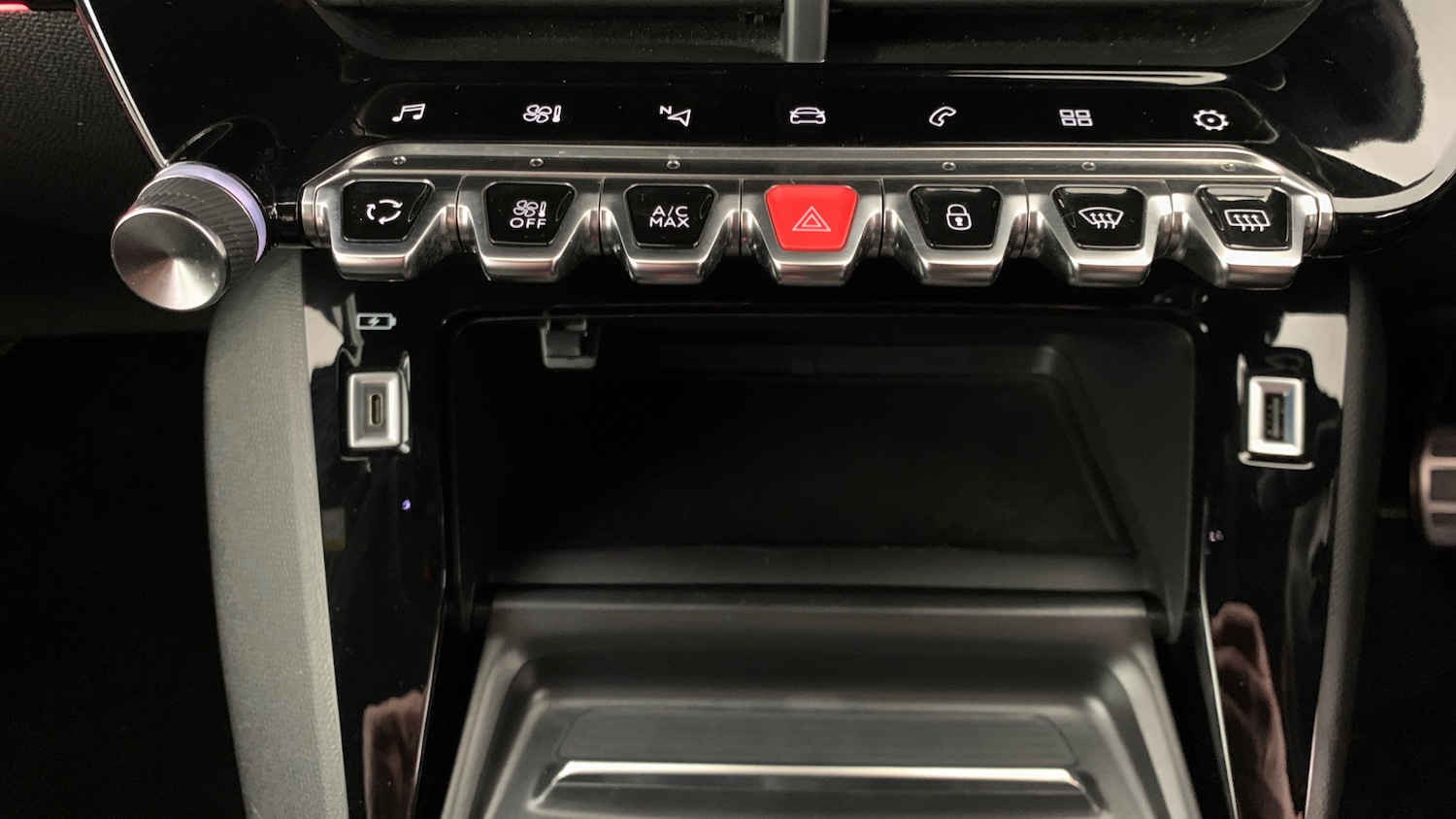 Used Peugeot 208 2022 for sale - 77030639: Photo 32