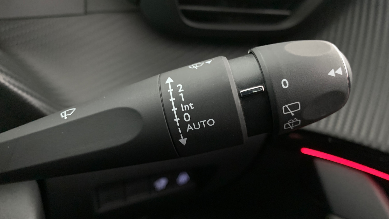 Used Peugeot 208 2022 for sale - 77030639: Photo 41