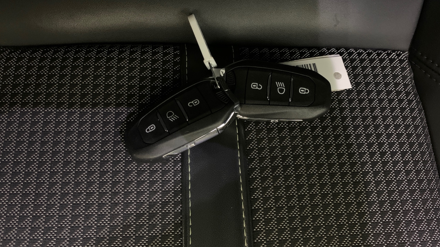 Used Peugeot 208 2022 for sale - 77030639: Photo 54