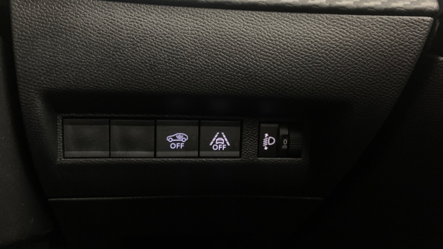 Used Peugeot 2008 2022 for sale - 75867517: Photo 20