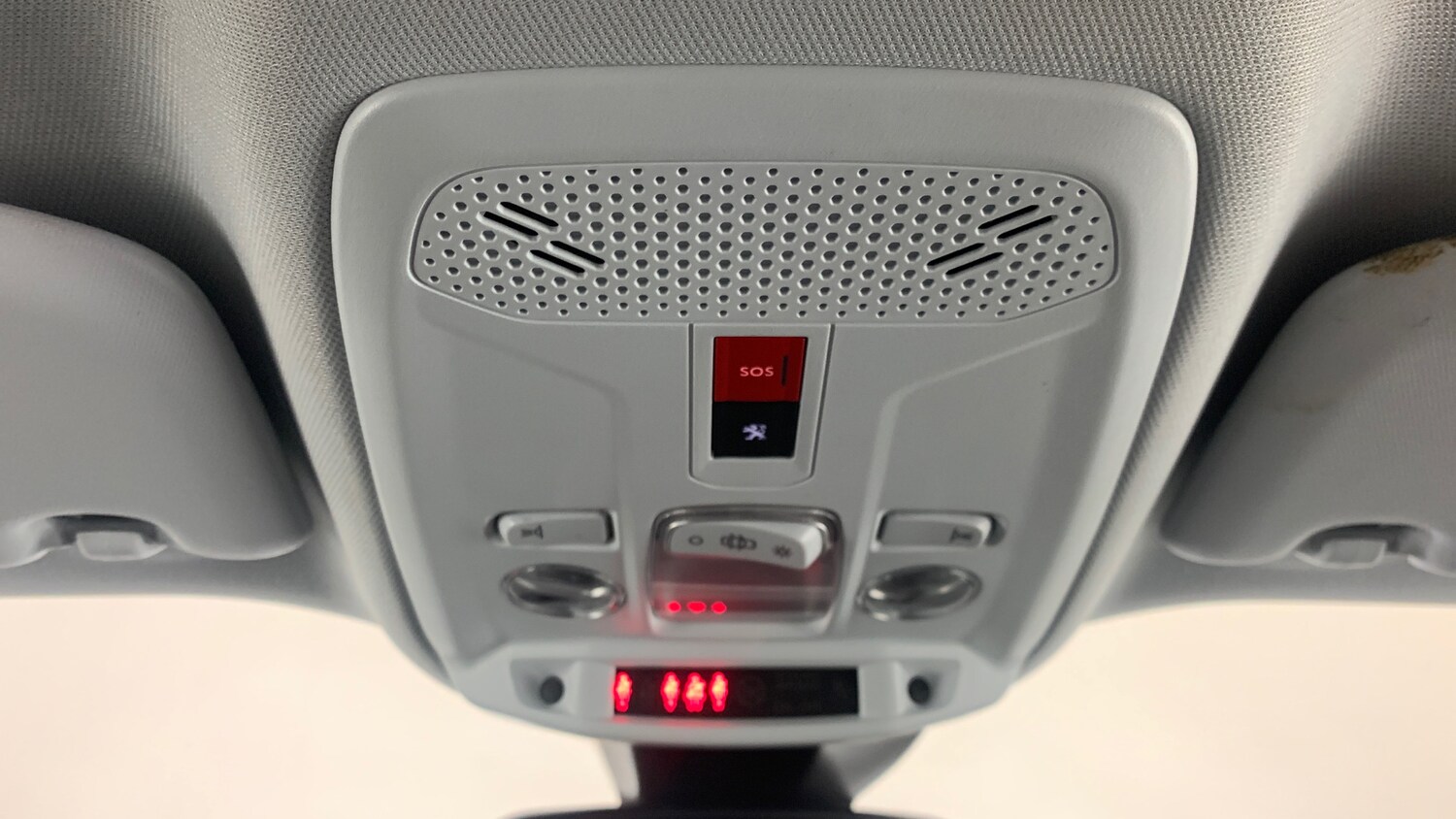 Used Peugeot 2008 2022 for sale - 75867517: Photo 31