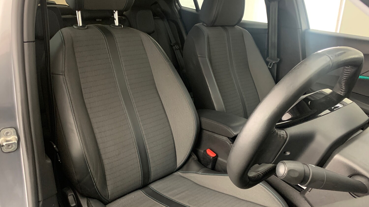 Used Peugeot 2008 2022 for sale - 75867517: Photo 32