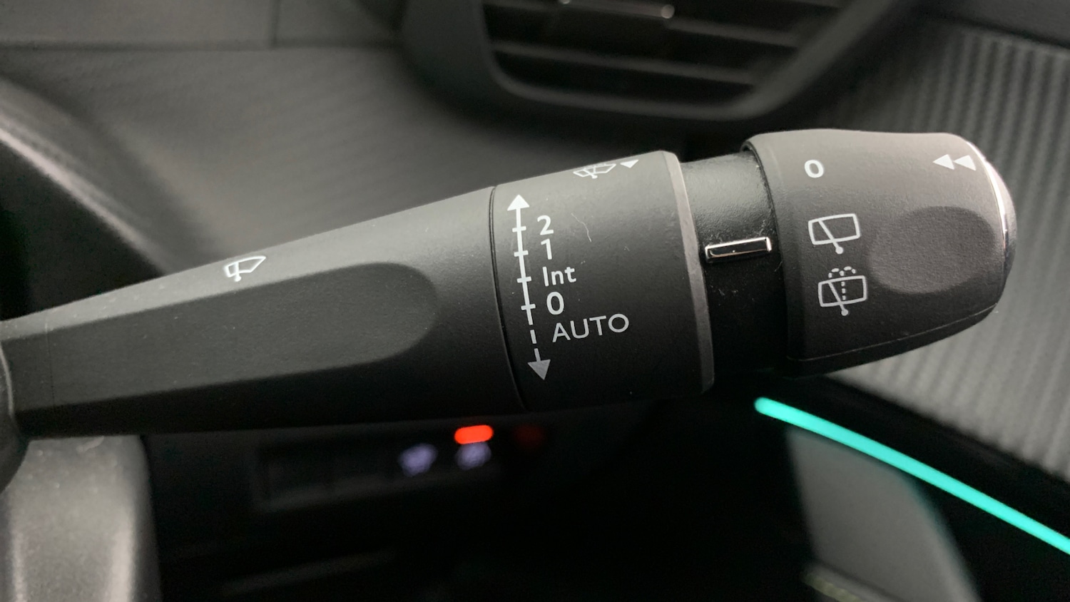 Used Peugeot 208 2022 for sale - 76327665: Photo 37