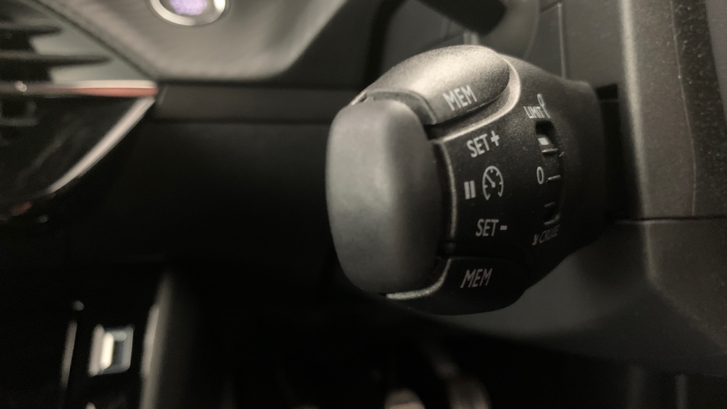 Used Peugeot 208 2022 for sale - 76327665: Photo 38