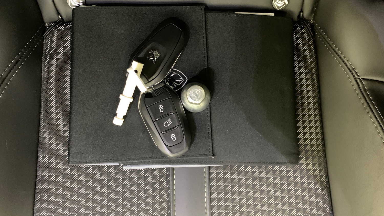 Used Peugeot 208 2022 for sale - 76327665: Photo 43