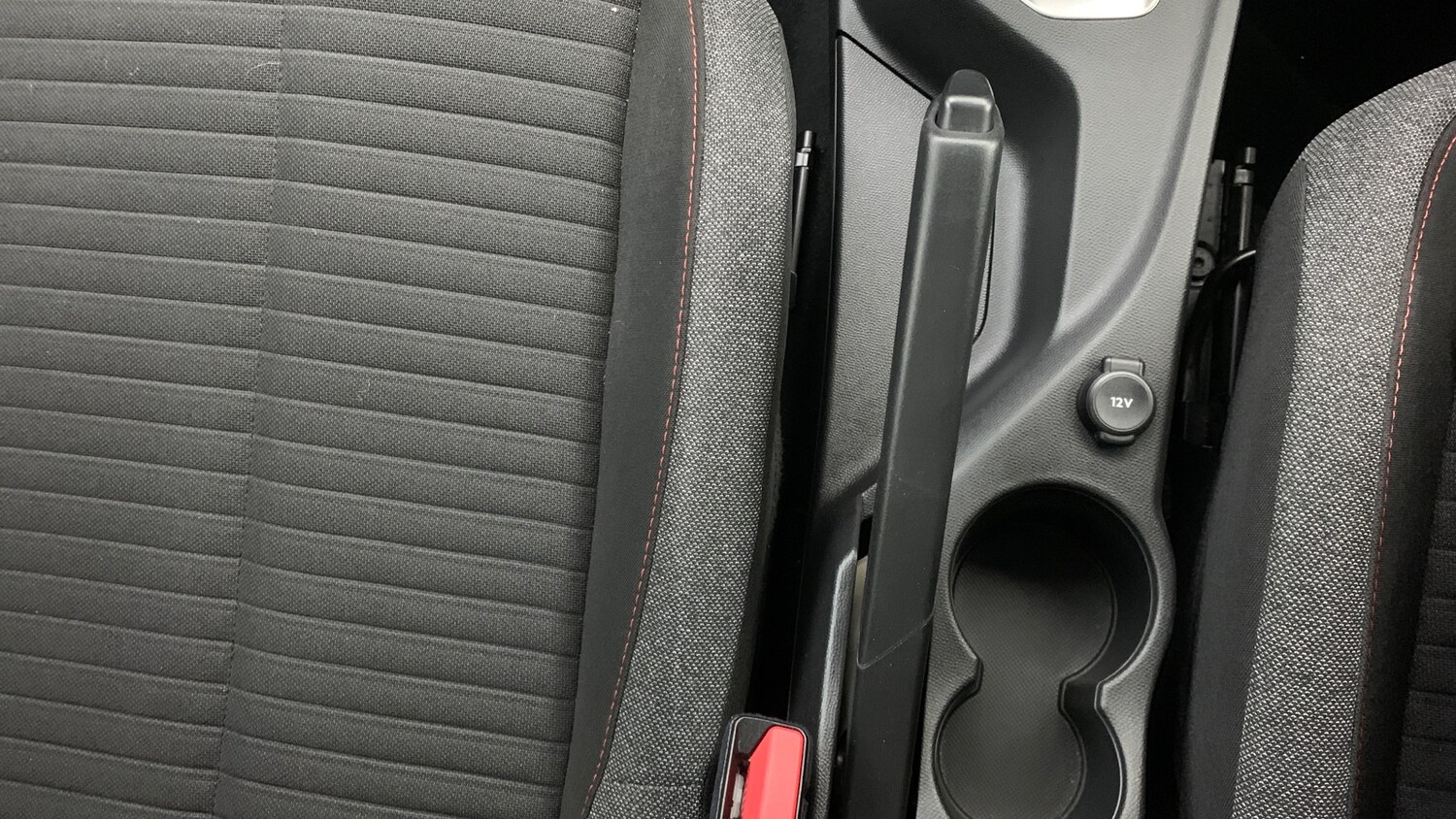 Used Peugeot 208 2022 for sale - 76139409: Photo 32