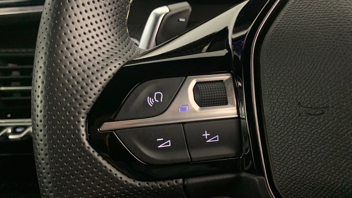 Used Peugeot 2008 2024 for sale - 76350370: Photo 19