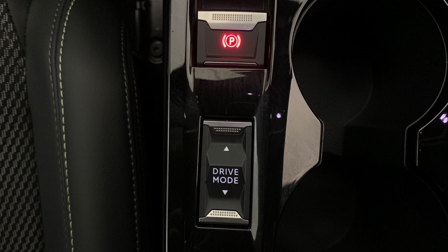 Used Peugeot 2008 2024 for sale - 76350370: Photo 33