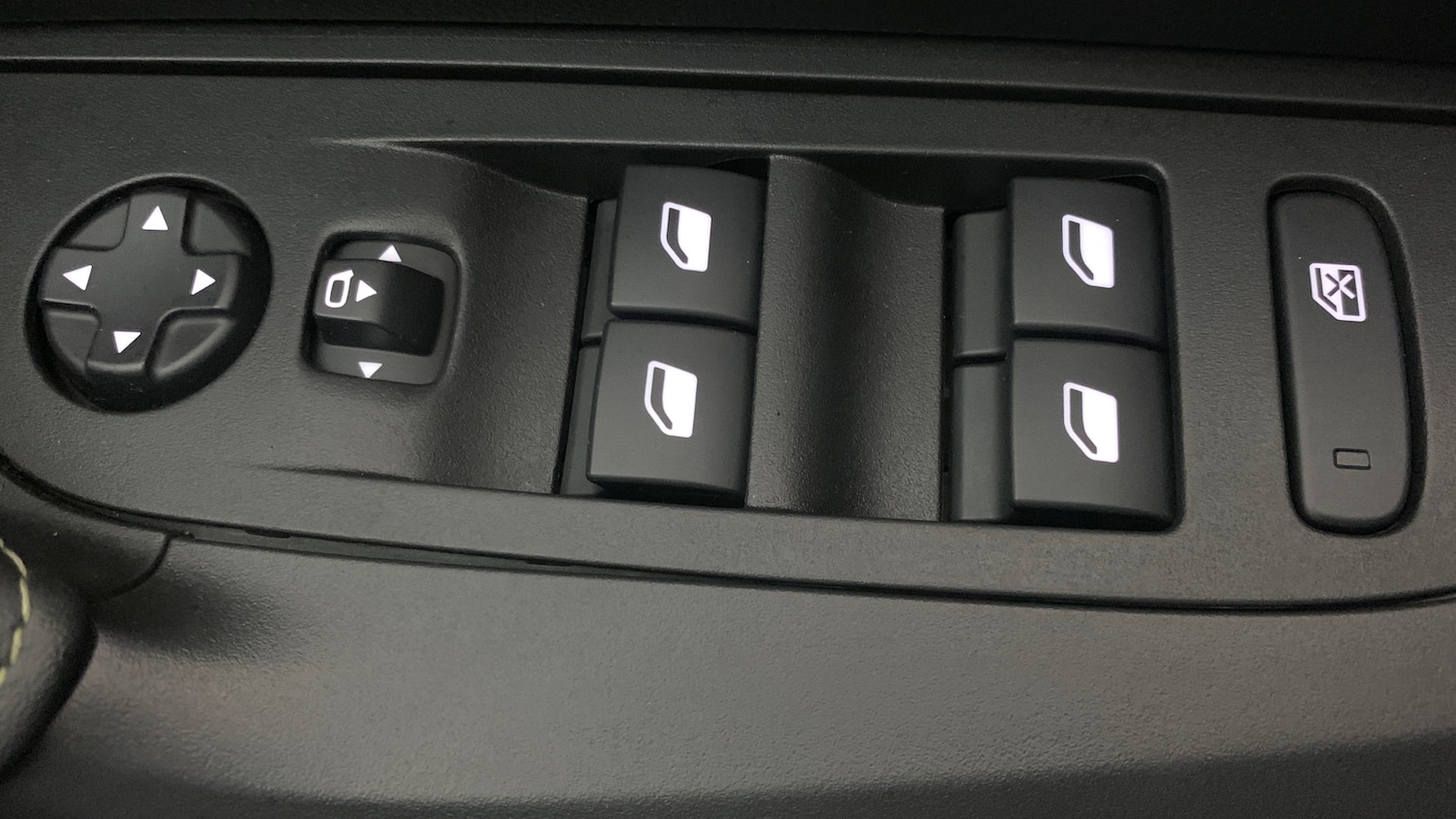 Used Peugeot 2008 2024 for sale - 76350370: Photo 39