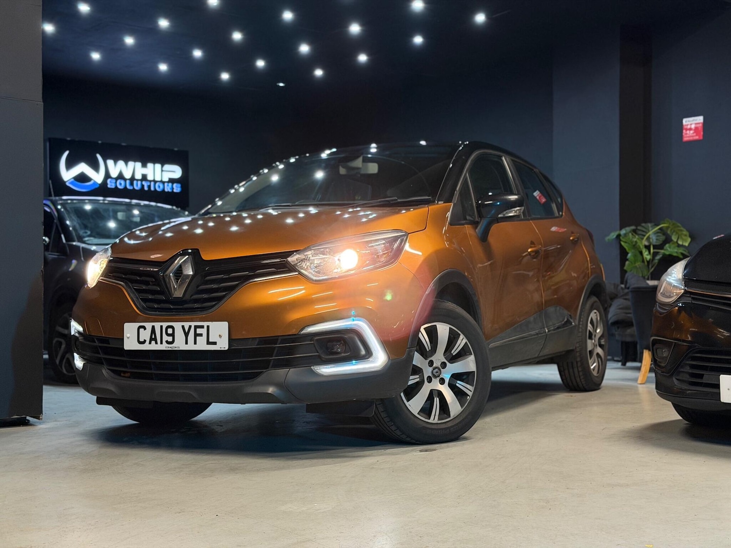 Used Renault Captur 2019 for sale - 76446621: Photo 1