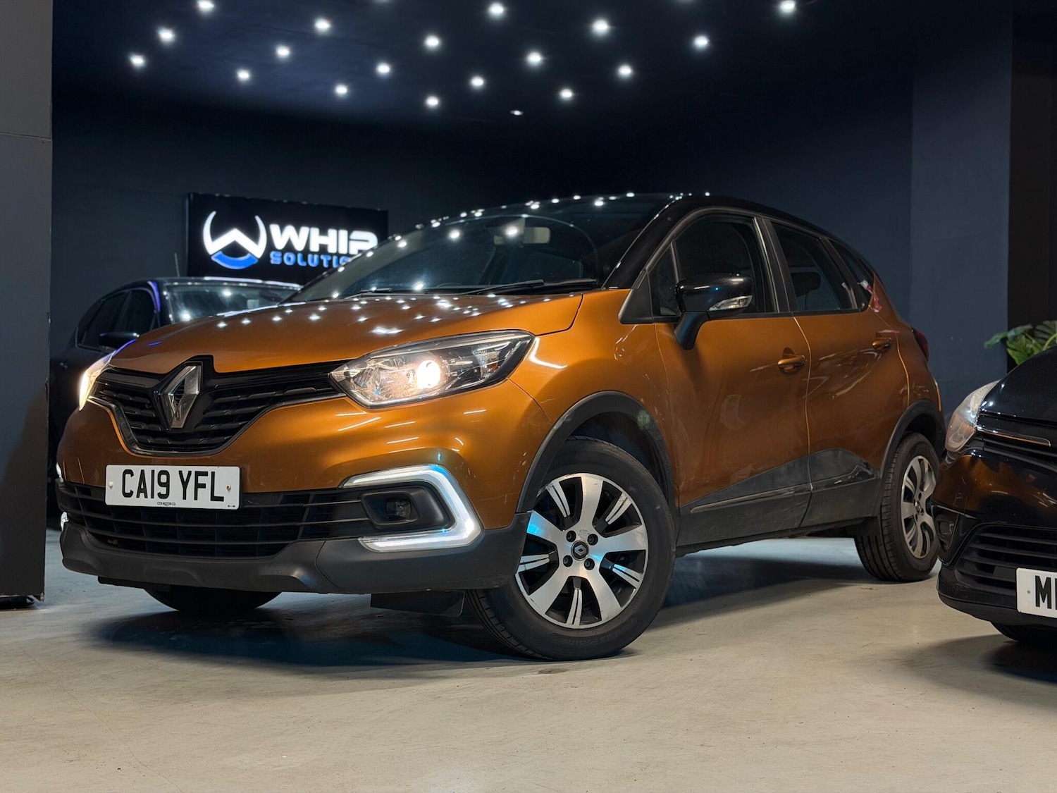 Used Renault Captur 2019 for sale - 76446621: Photo 2