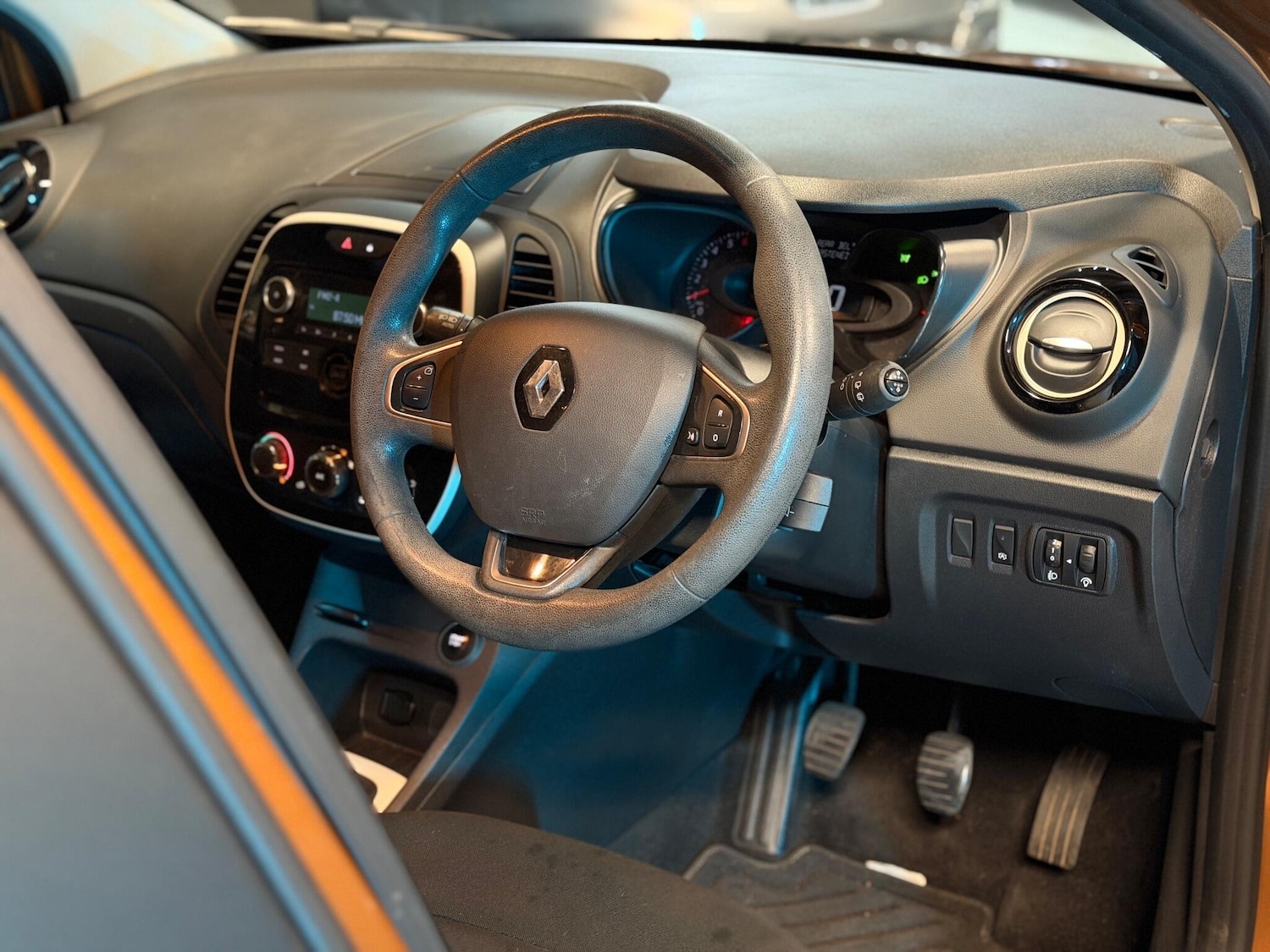 Used Renault Captur 2019 for sale - 76446621: Photo 21