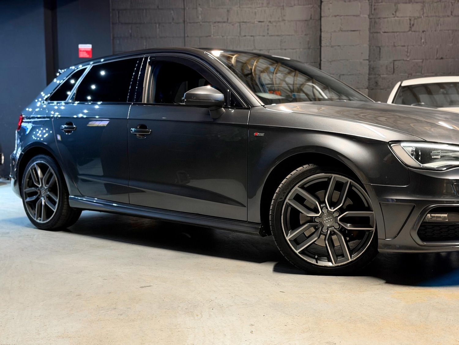 Used Audi A3 for sale - 76550597: Photo 9