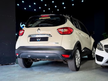 Used Renault Captur 2017 for sale - 75609576: Photo