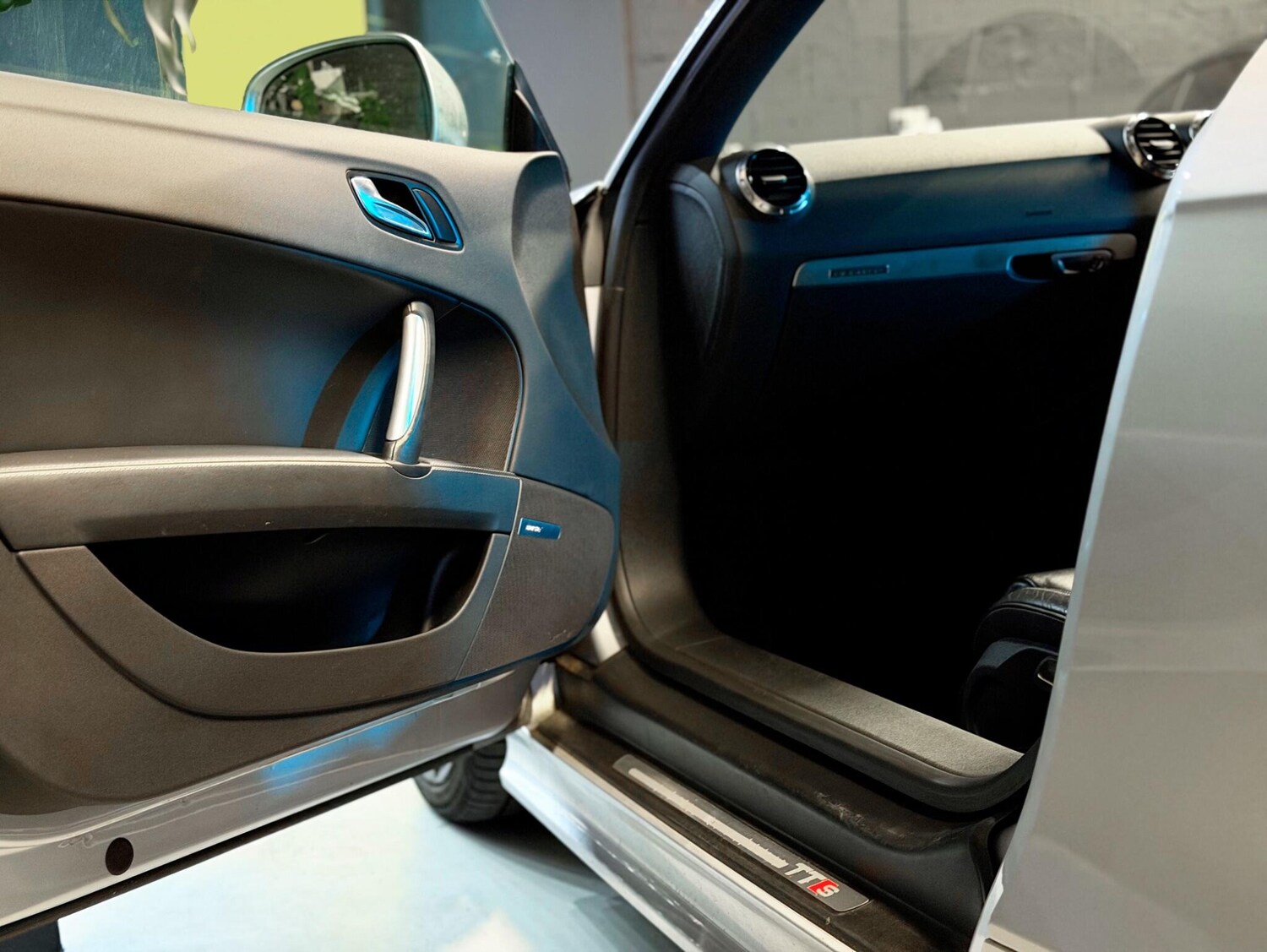 Used Audi TTS for sale - 78141402: Photo 21