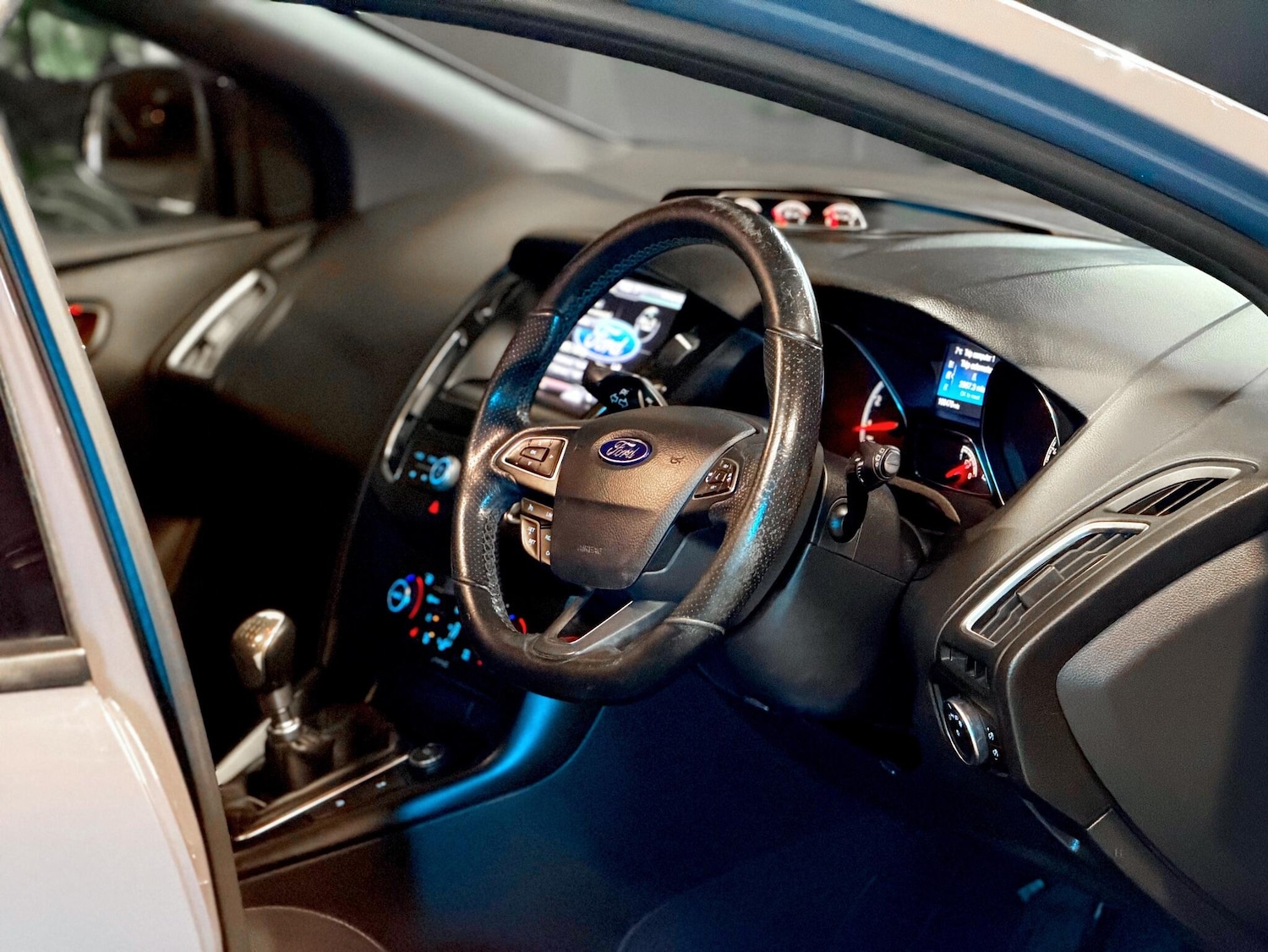 Used Ford Focus 2015 for sale - 76926430: Photo 13