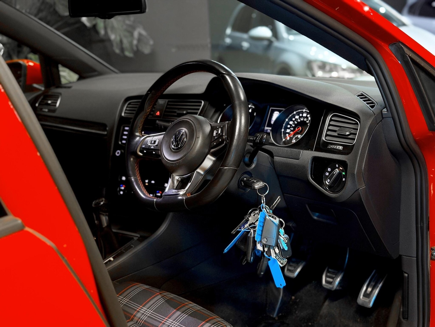 Used Volkswagen Golf 2013 for sale - 77084396: Photo 23