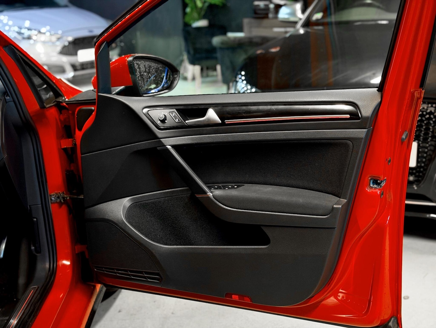 Used Volkswagen Golf 2013 for sale - 77084396: Photo 33