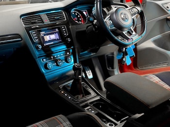 Used Volkswagen Golf 2013 for sale - 77084396: Photo