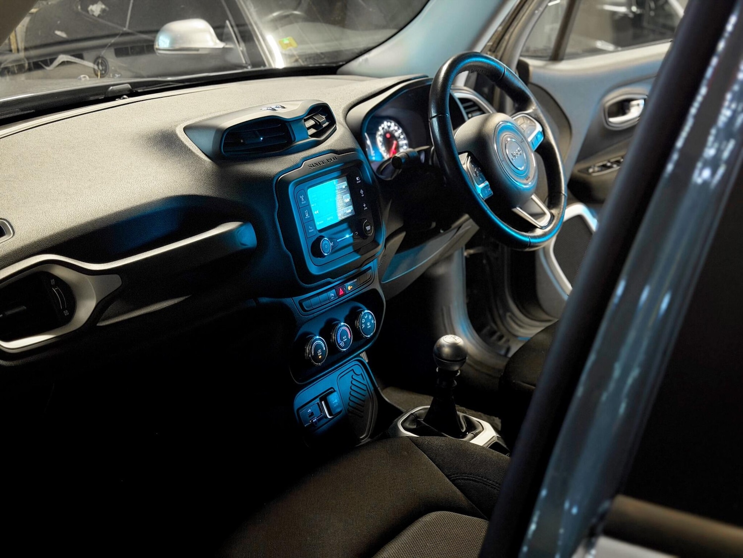 Used Jeep Renegade 2016 for sale - 77238537: Photo 24