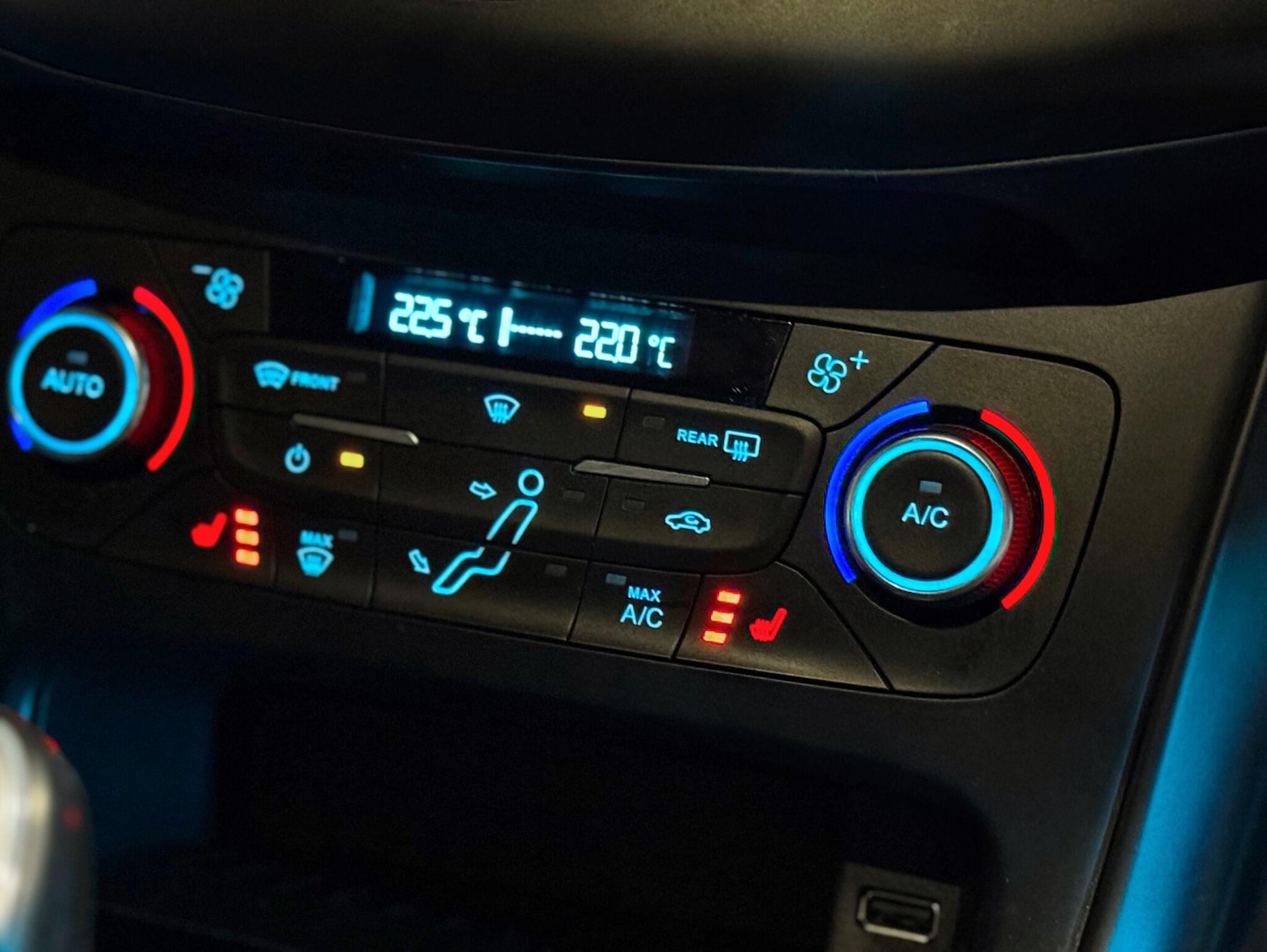 Used Ford Focus 2016 for sale - 78147920: Photo 22