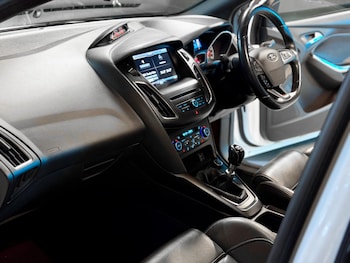 Used Ford Focus 2016 for sale - 77084490: Photo