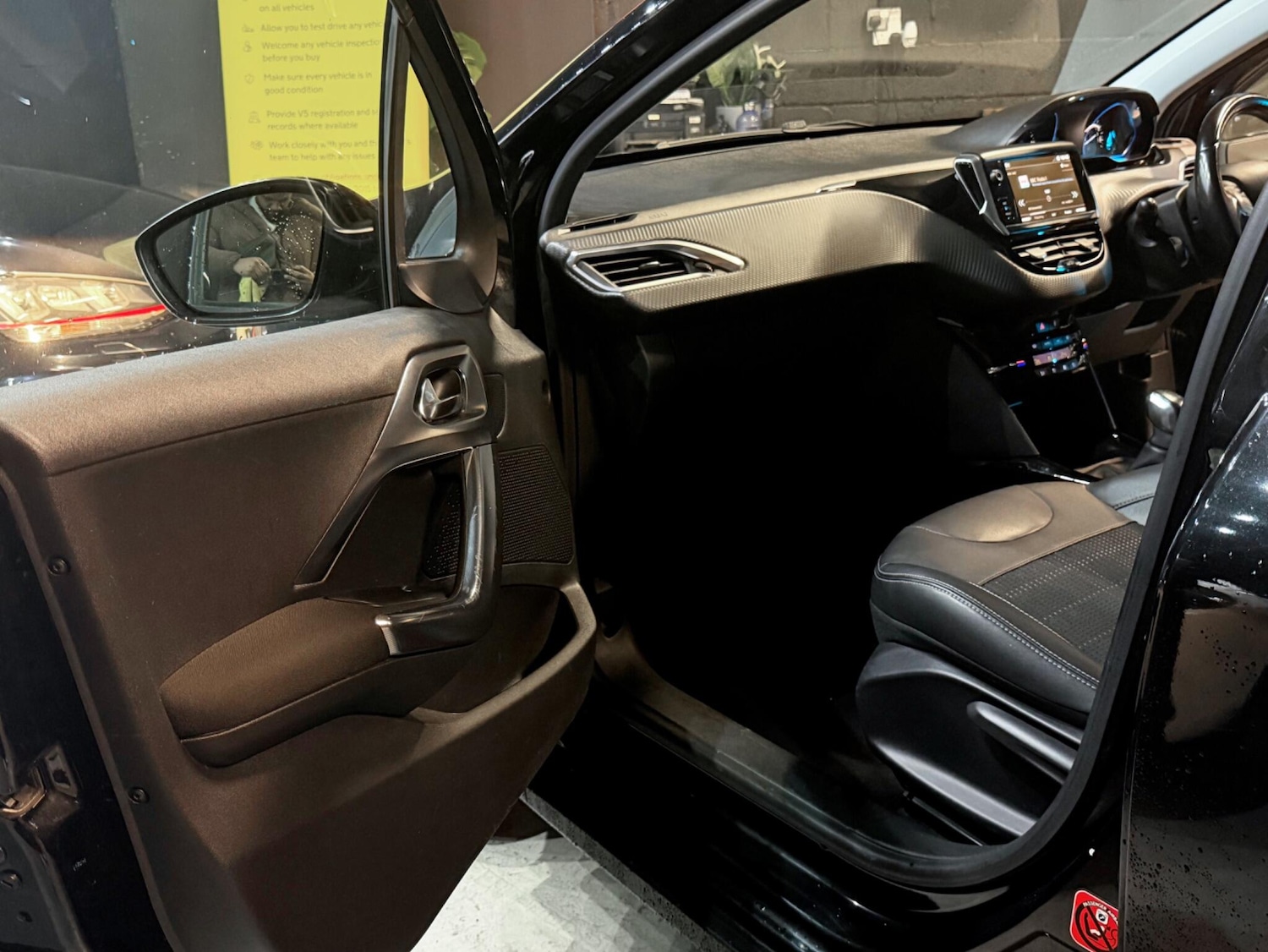 Used Peugeot 2008 for sale - 77683083: Photo 12