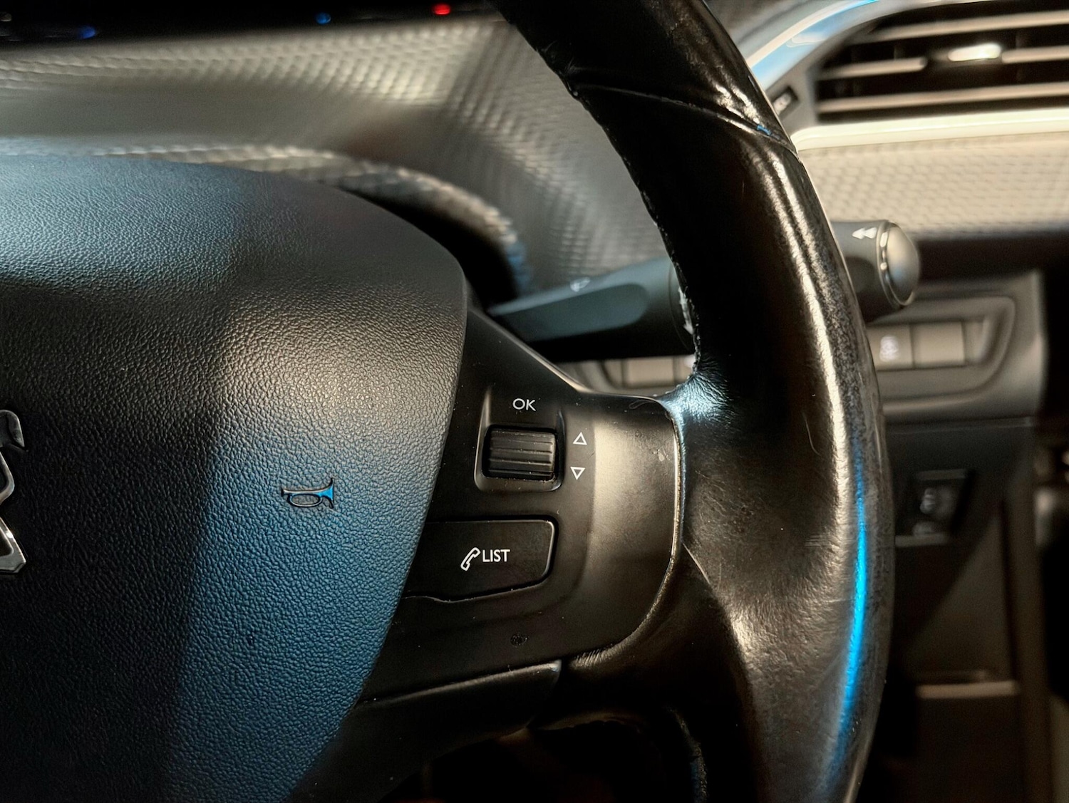 Used Peugeot 2008 for sale - 77683083: Photo 16