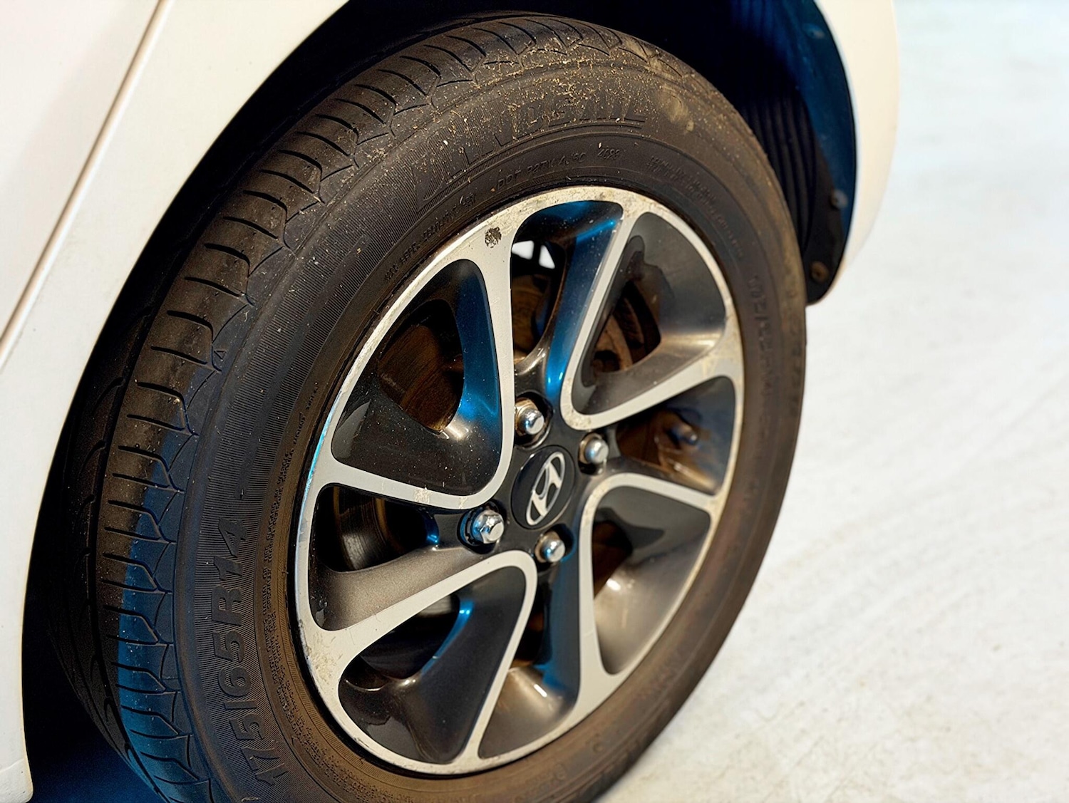 Used Hyundai i10 2018 for sale - 76485430: Photo 30